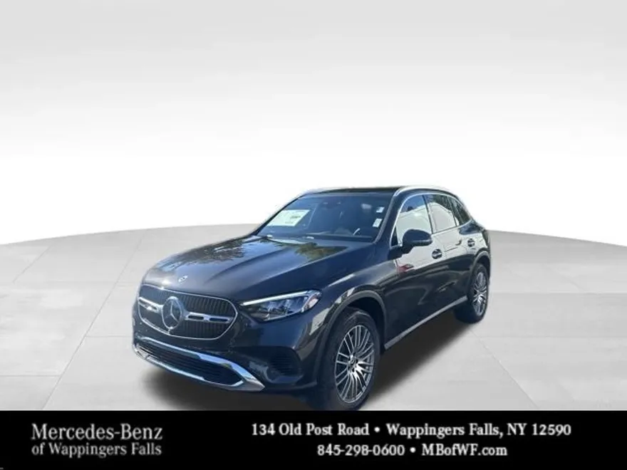 2026 Mercedes Benz GLC 300 4MATIC photo 1