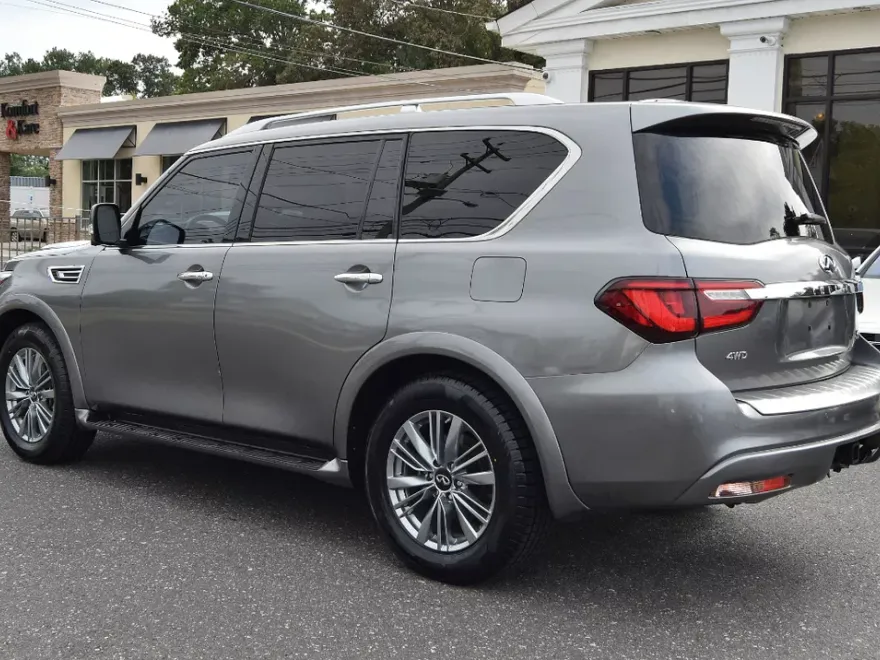 2021 Infiniti QX80 Premium Select photo 1