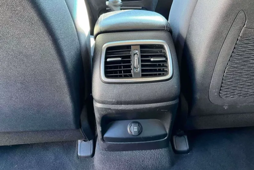 2016 Kia Sorento L photo 1
