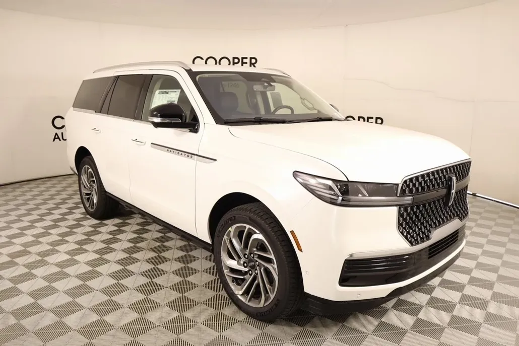 2025 Lincoln Navigator Reserve photo 1