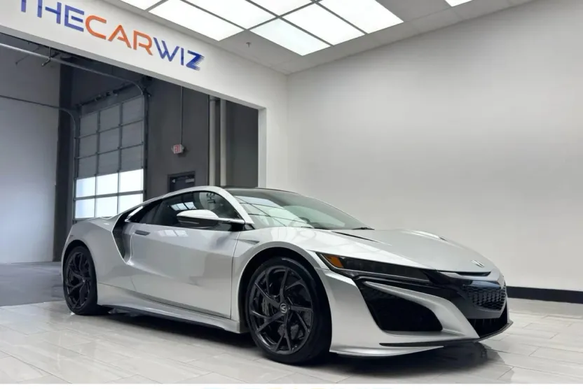 2017 Acura NSX photo 1