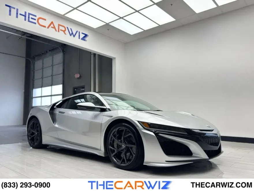2017 Acura NSX photo 1
