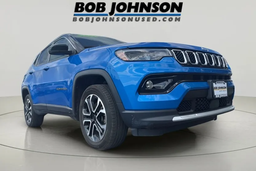 2023 Jeep Compass Limited photo 1