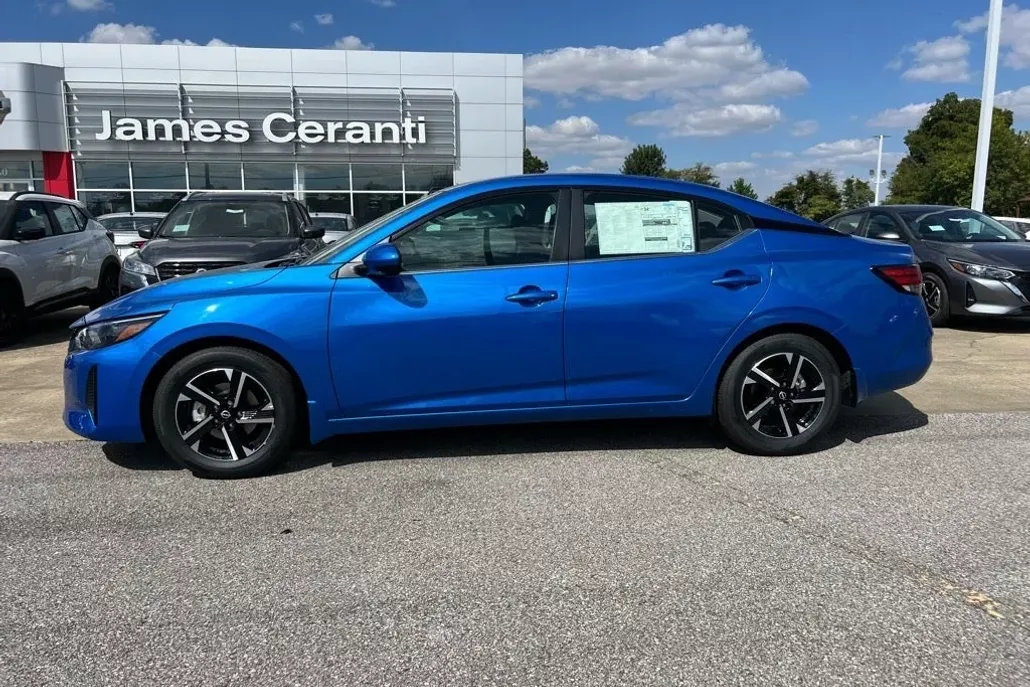2025 Nissan Sentra SV photo 1