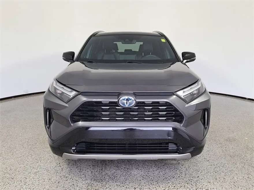 2022 Toyota RAV4 Hybrid XSE photo 1