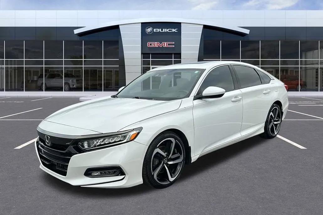 2020 Honda Accord Sport 2.0T photo 1