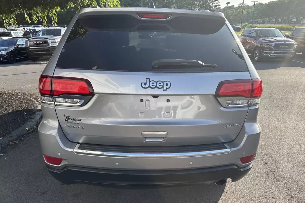 2020 Jeep Grand Cherokee Limited photo 1