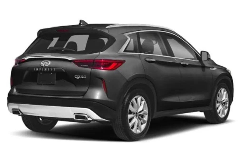 2022 Infiniti QX50 Luxe photo 1