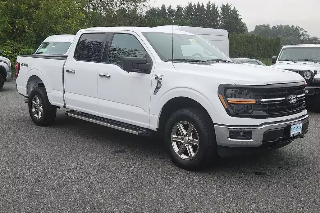 2024 Ford F-150 XLT photo 1