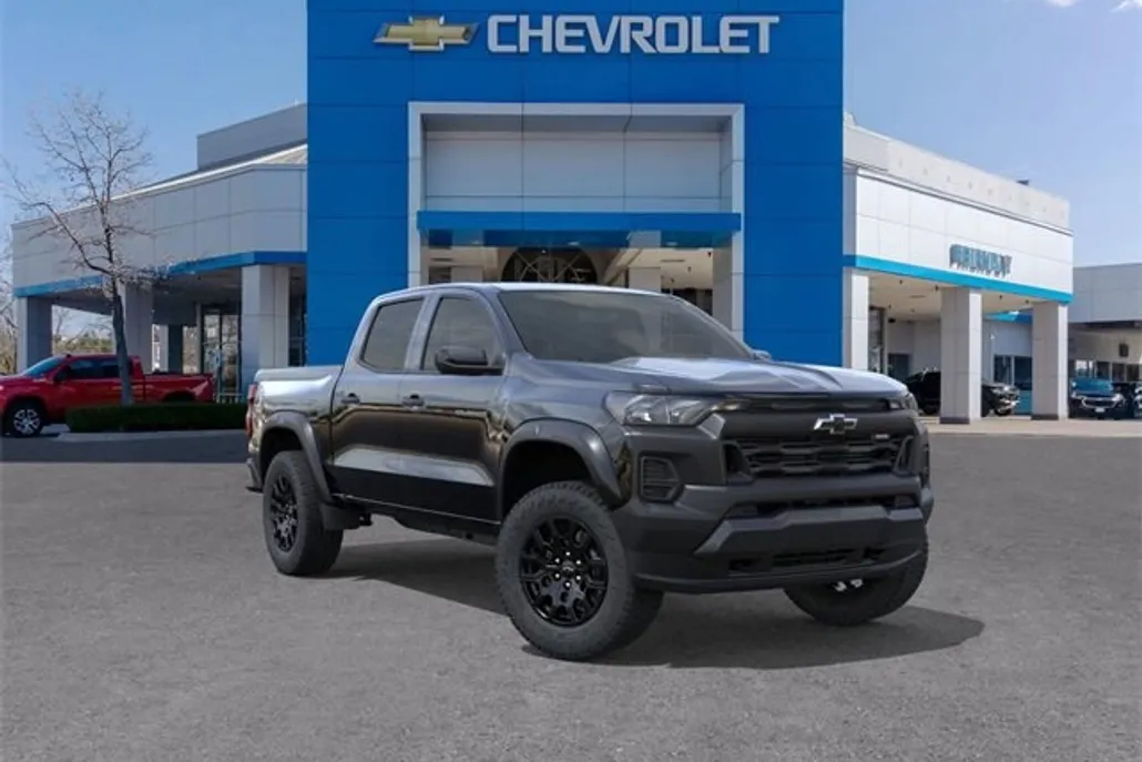 2026 Chevrolet Colorado Trail Boss photo 1