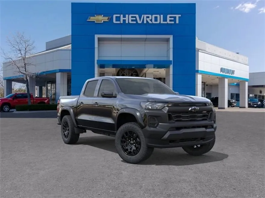 2026 Chevrolet Colorado Trail Boss photo 1