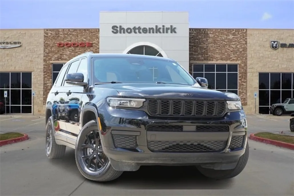 2024 Jeep Grand Cherokee Altitude photo 1