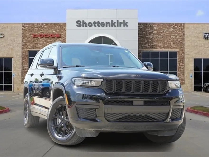2024 Jeep Grand Cherokee Altitude photo 1