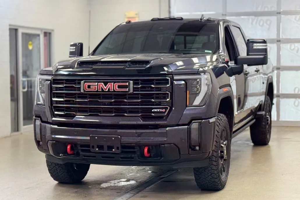 2024 Gmc Sierra HD AT4 photo 1