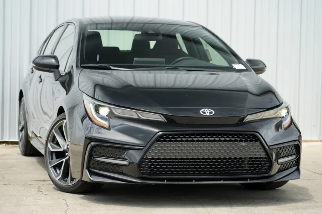 2020 Toyota Corolla SE photo 1