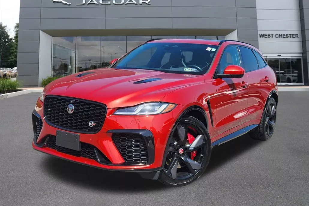 2022 Jaguar F-PACE SVR photo 1