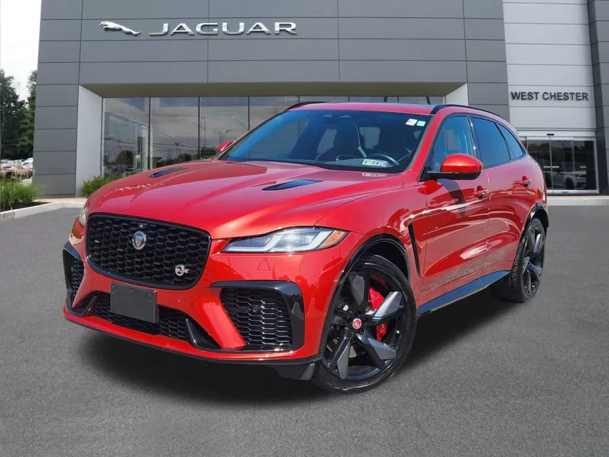 2022 Jaguar F-PACE SVR photo 1