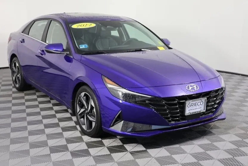 2022 Hyundai Elantra Limited photo 1