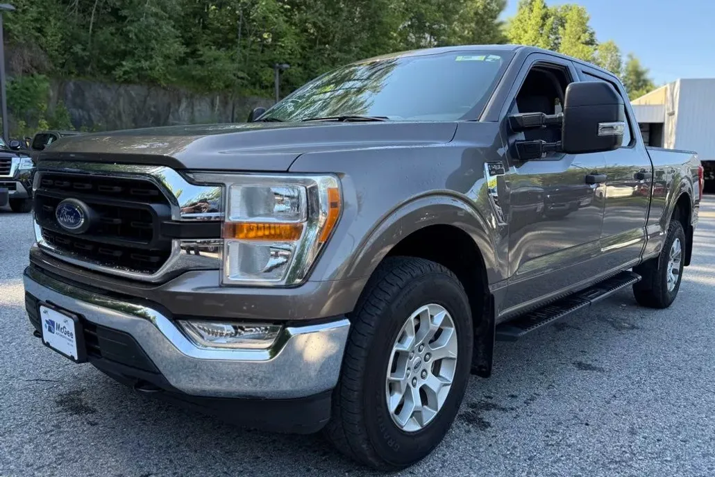 2022 Ford F-150 XLT photo 1