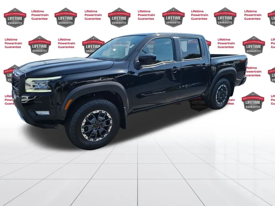 2025 Nissan Frontier PRO-4X photo 1