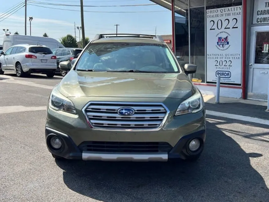 2016 Subaru Outback 2.5i Limited photo 1