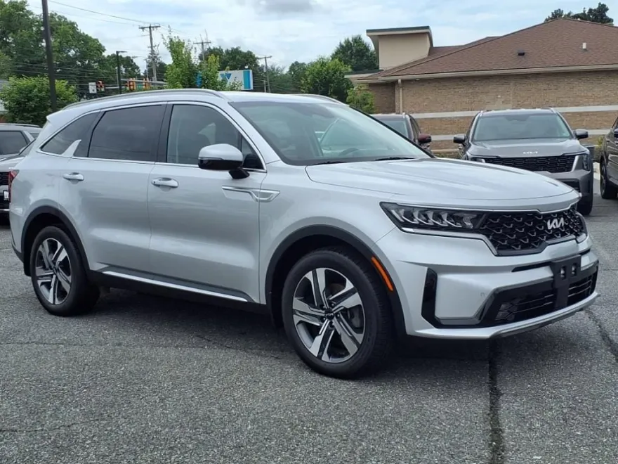 2023 Kia Sorento Hybrid EX photo 1