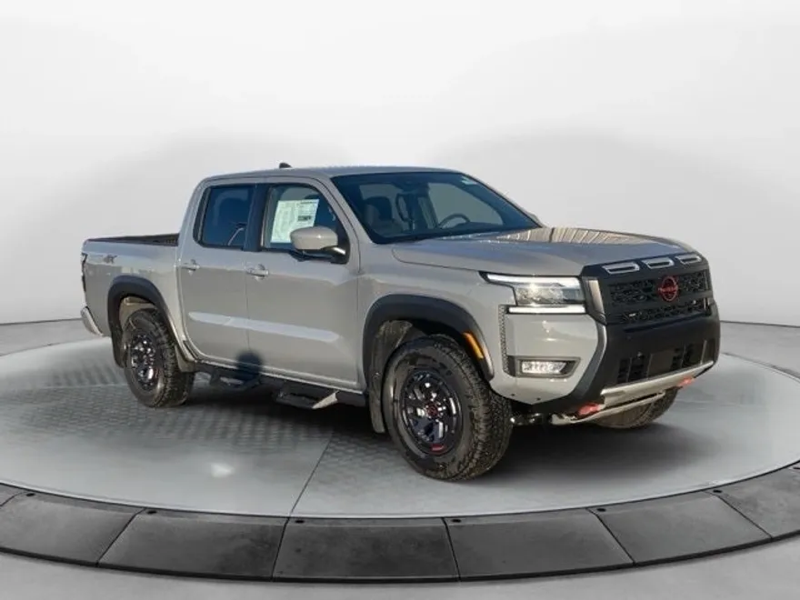 2025 Nissan Frontier PRO-4X photo 1