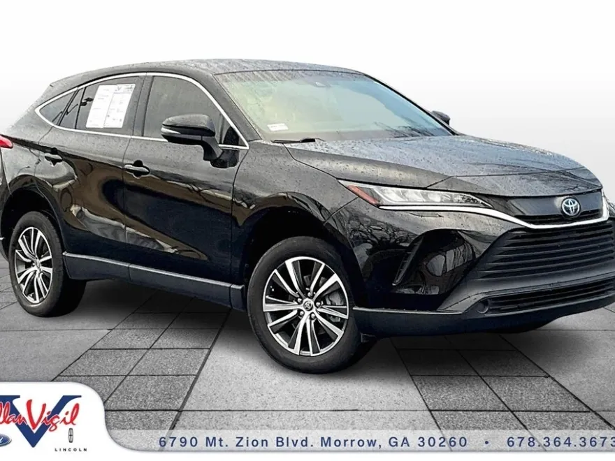 2022 Toyota Venza LE photo 1