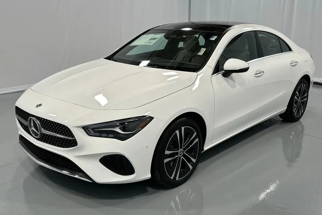 2025 Mercedes Benz CLA 250 photo 1