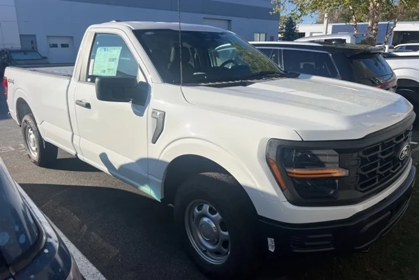 2025 Ford F-150 XL photo 1