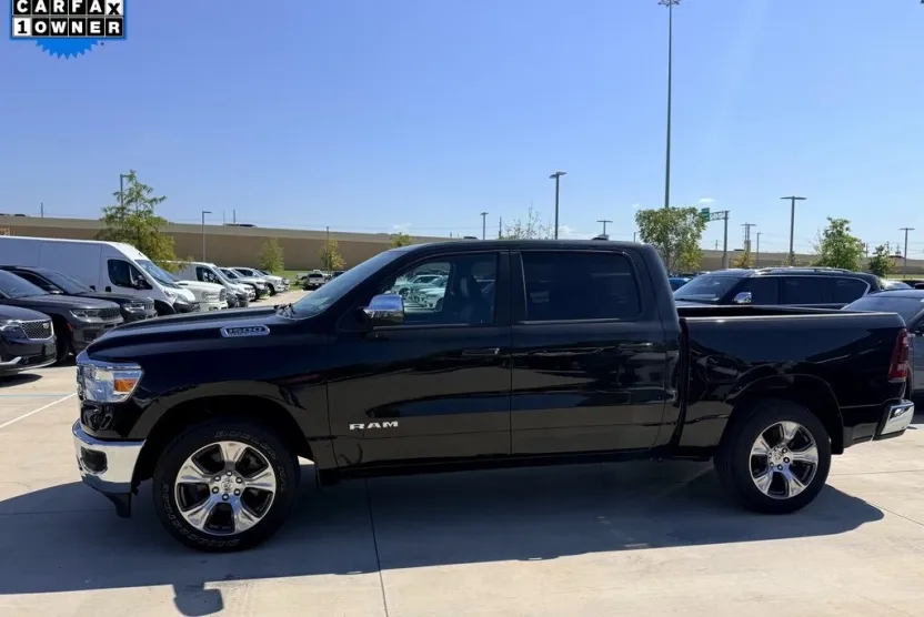 2024 Ram 1500 Laramie photo 1