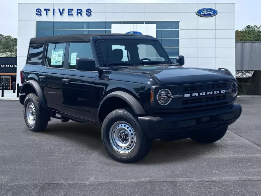 2025 Ford Bronco Base photo 1