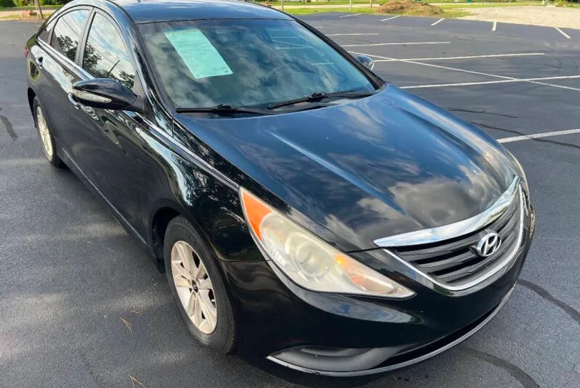 2014 Hyundai Sonata GLS photo 1