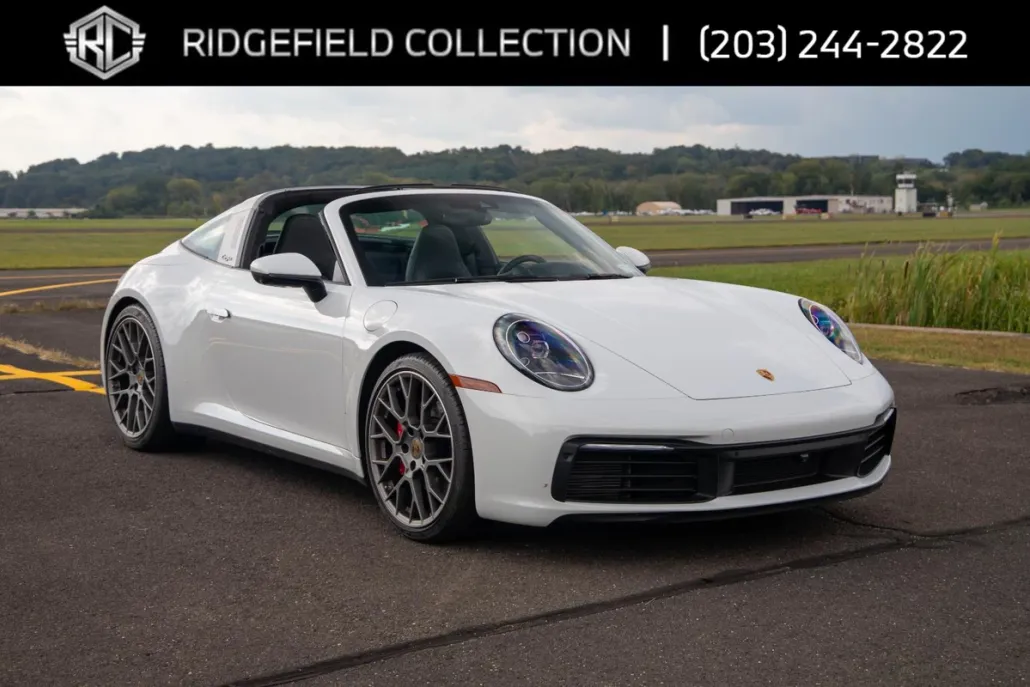 2023 Porsche 911 Targa 4S photo 1