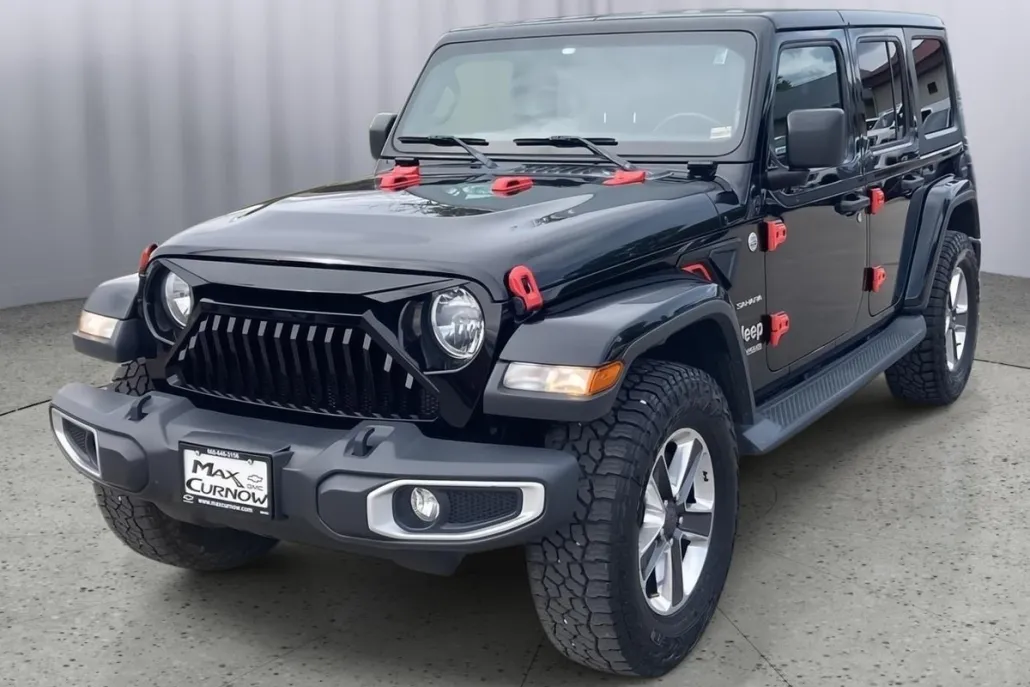 2019 Jeep Wrangler Unlimited Sahara photo 1