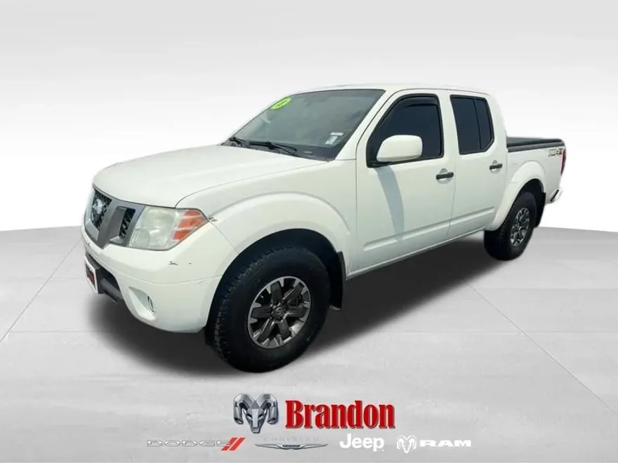 2018 Nissan Frontier PRO-4X photo 1