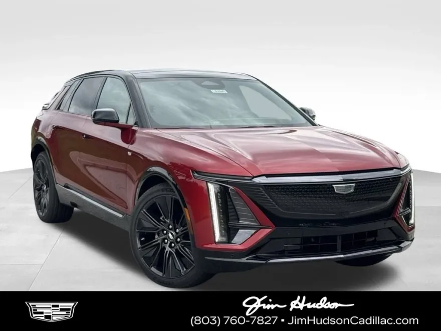 2025 Cadillac Lyriq Sport photo 1
