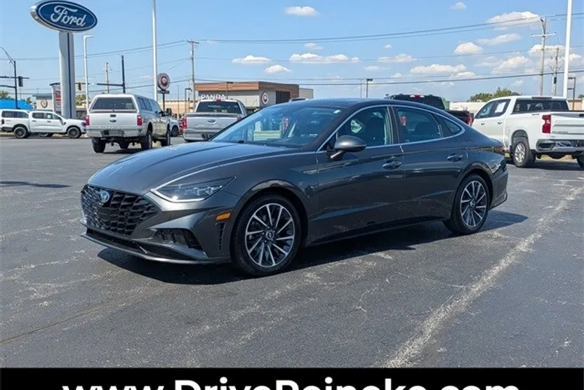 2022 Hyundai Sonata Limited photo 1