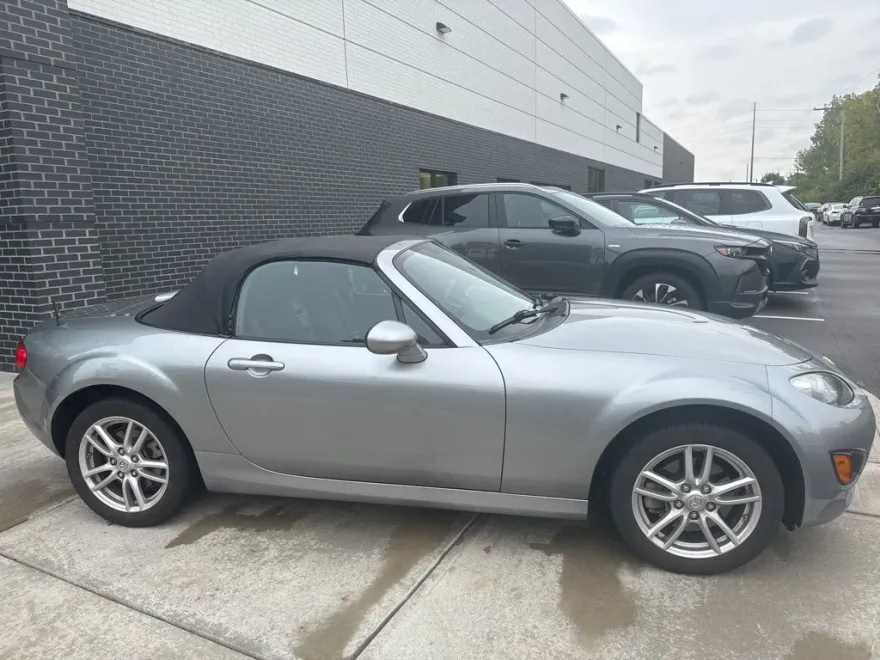 2012 Mazda MX-5 Miata Miata Sport photo 1