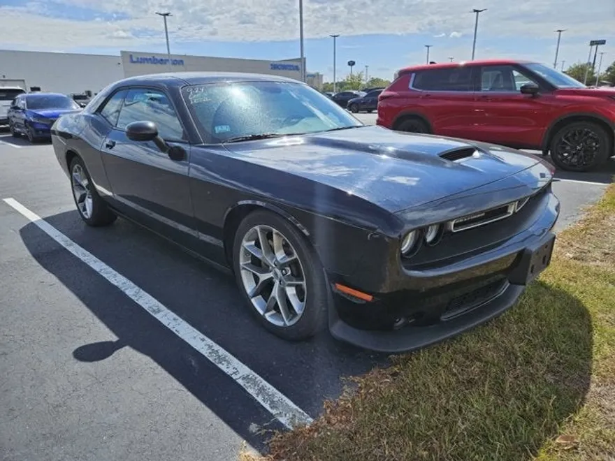 2022 Dodge Challenger GT photo 1