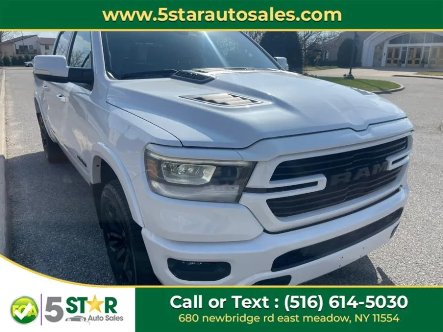 2022 Ram 1500 Laramie photo 1