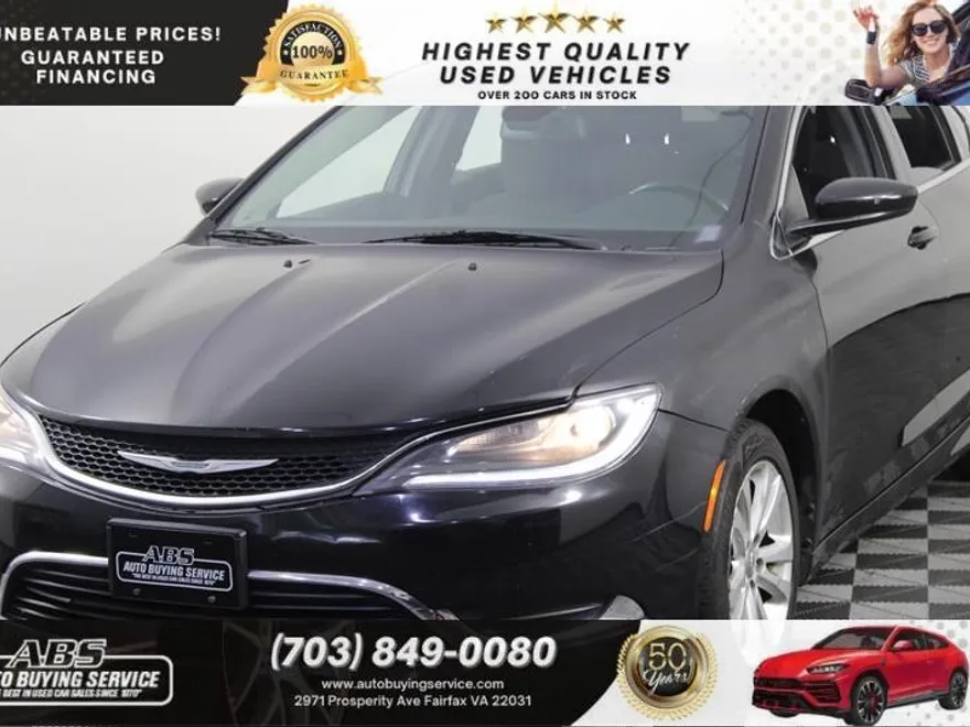 2015 Chrysler 200 Limited photo 1