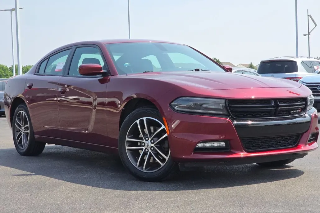 2019 Dodge Charger SXT photo 1