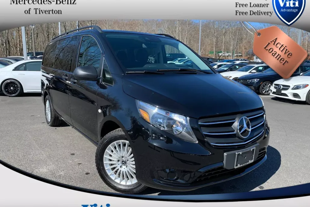 2023 Mercedes Benz Metris Passenger photo 1