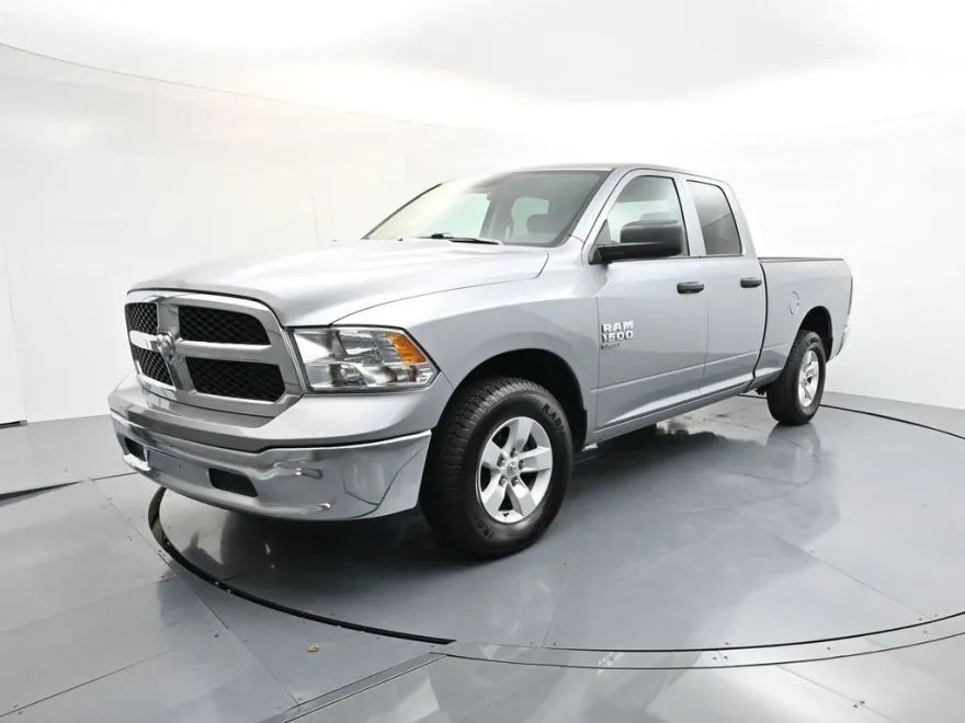 2024 Ram 1500 Classic SLT photo 1