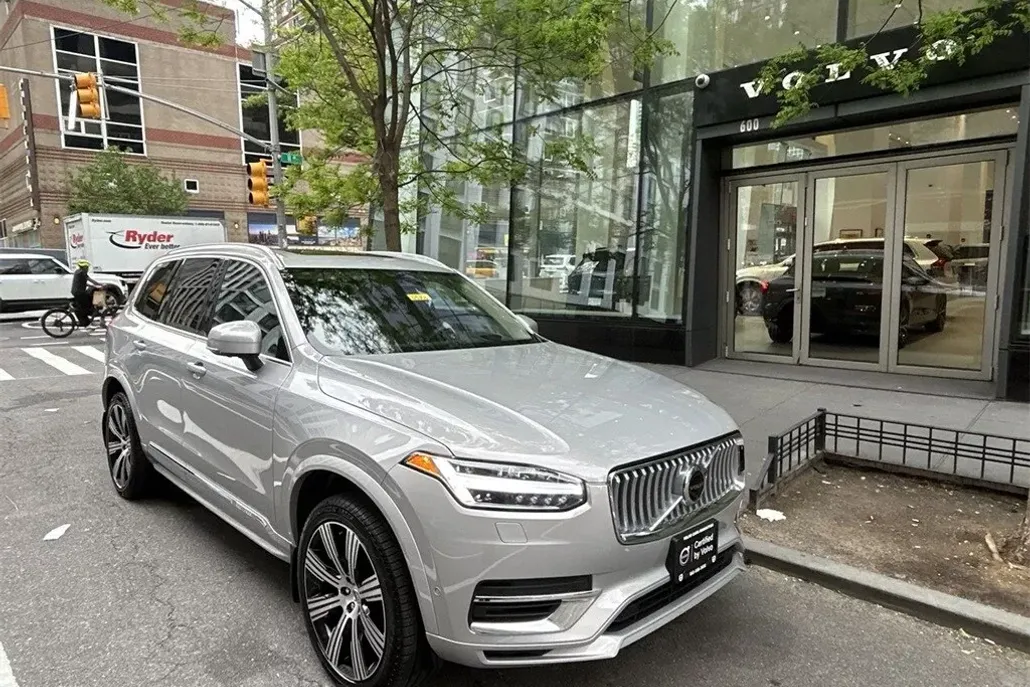 2024 Volvo XC90 Recharge Ultimate photo 1