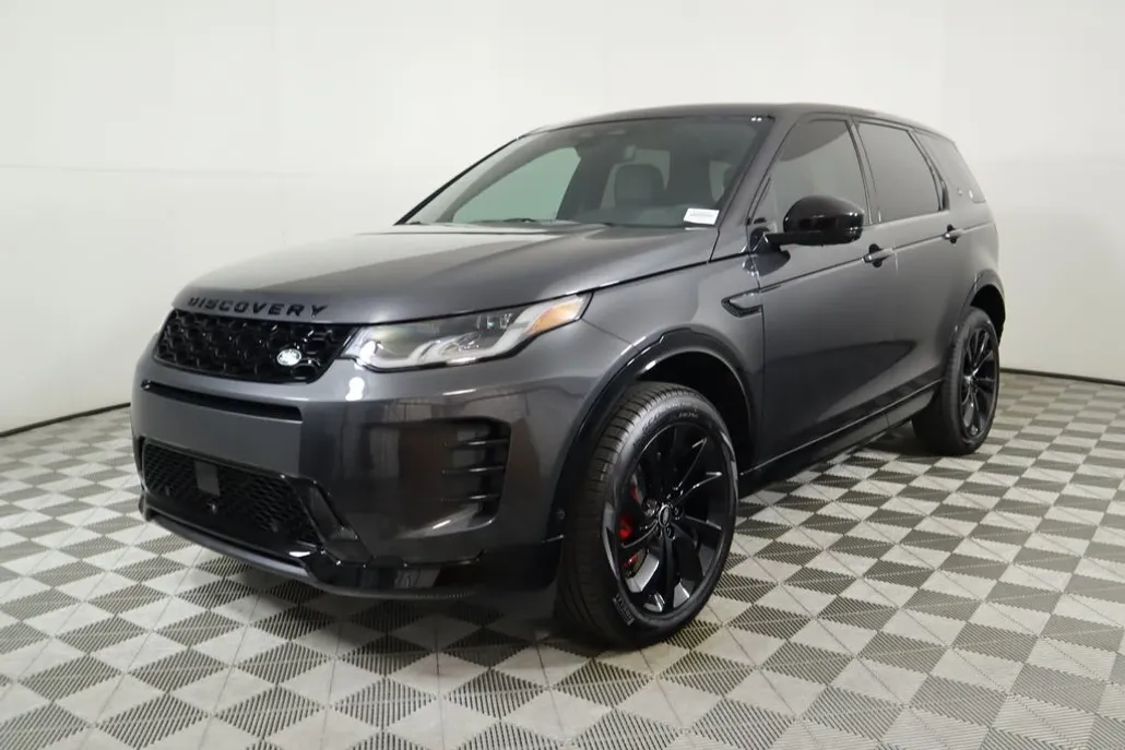 2024 Land Rover Discovery Sport SE photo 1