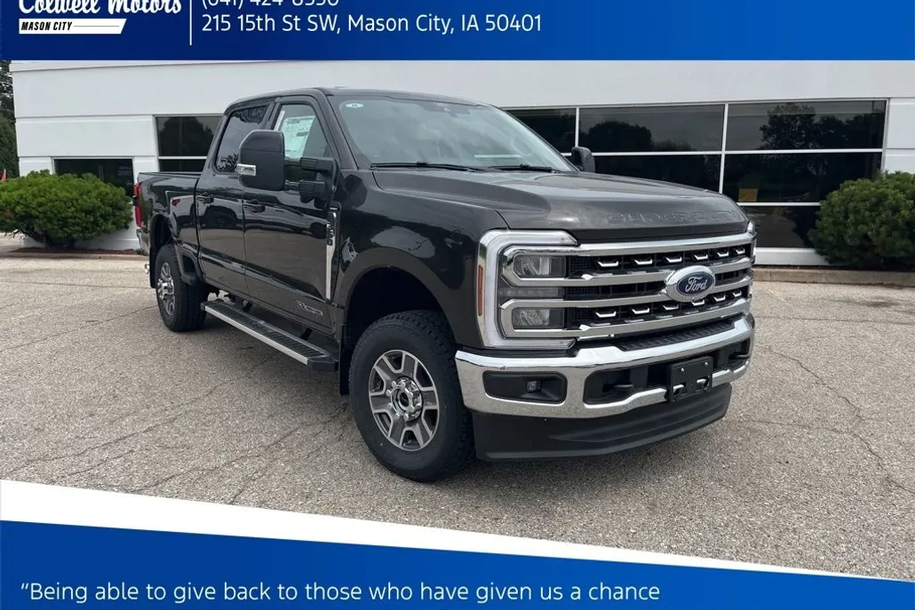 2025 Ford F-350 Lariat photo 1