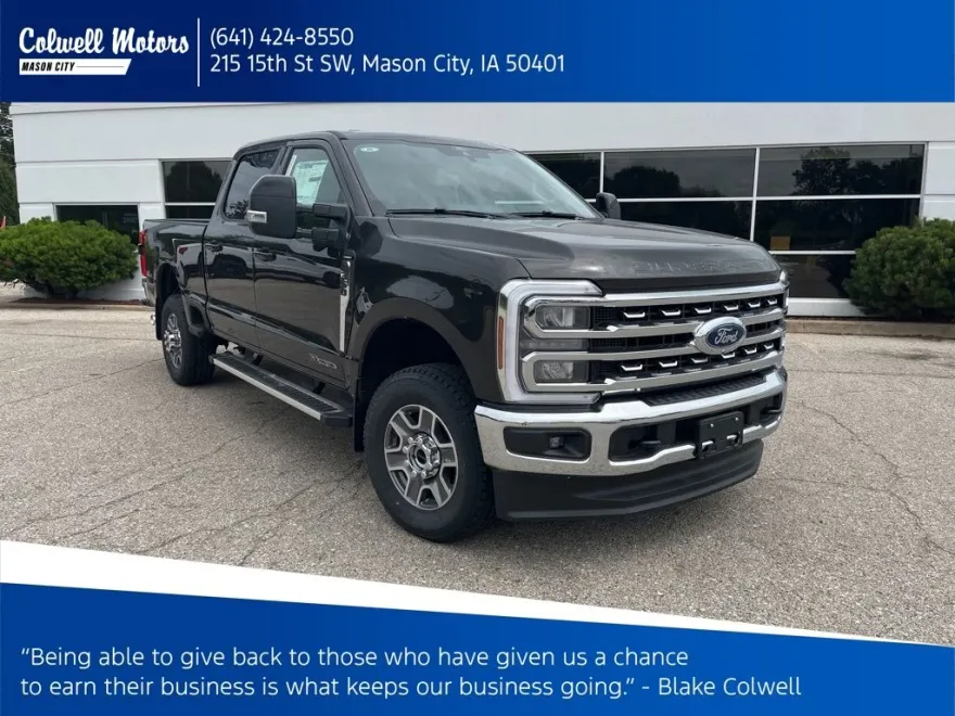 2025 Ford F-350 Lariat photo 1