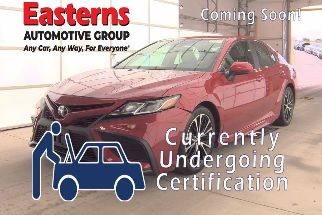 2021 Toyota Camry SE photo 1